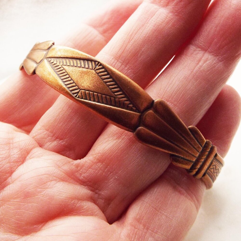 VINTAGE NATIVE AMERICAN COPPER SOUTHWEST MOTIFS CUFF BRACELET 40A - Picture 2 of 2